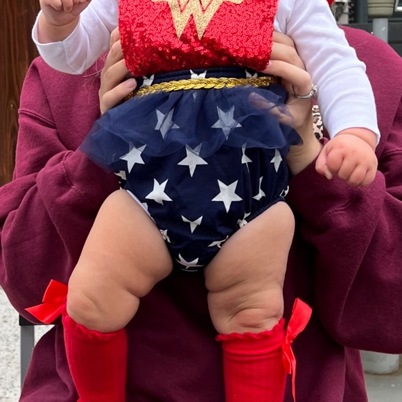 Wonder Woman Costume Baby Girl Size 6-12 Months - Picture 1 of 4